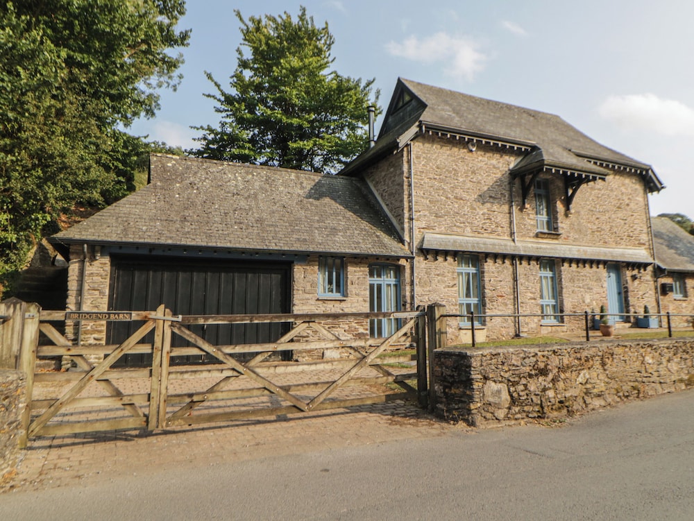 Bridgend Barn