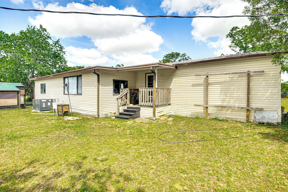 2 Mi to World Equestrian Center: Gem w/ Large Yard