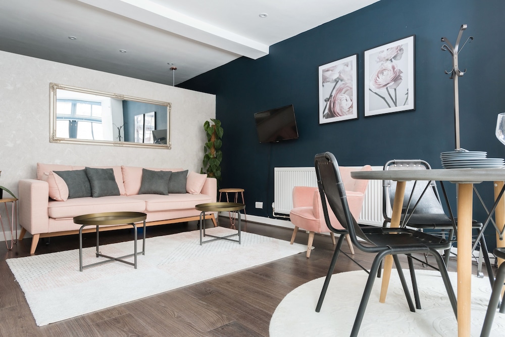 The Paddington Studio - Cool & Stylish 1BDR Mews in Paddington