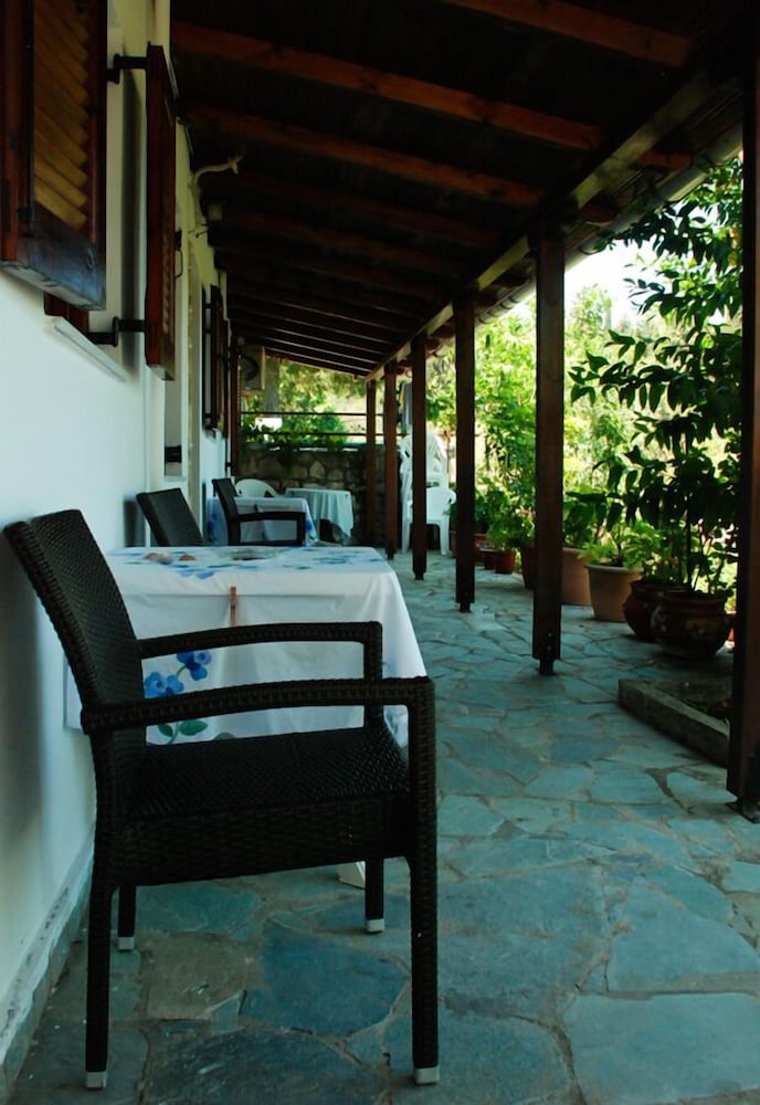 Angela Studios Paxos