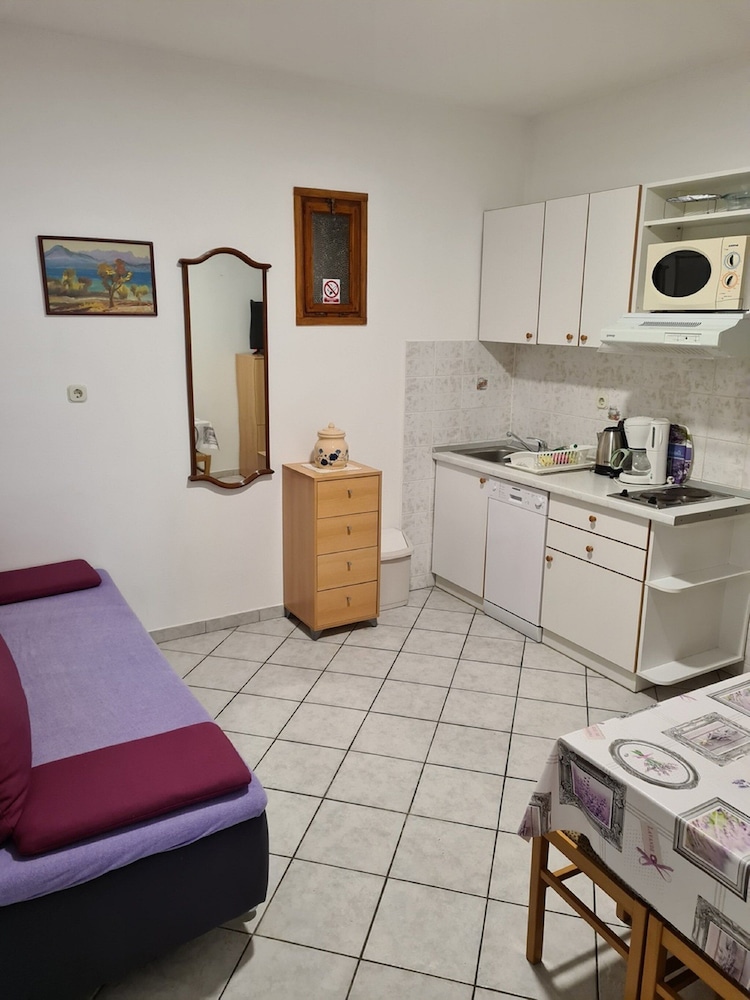 Apartments Pansion Franka 3