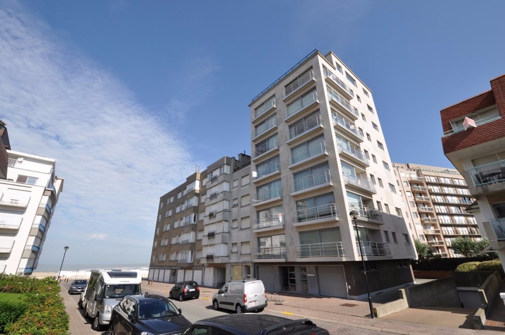 Apartment in Belgium Near the Seawall
