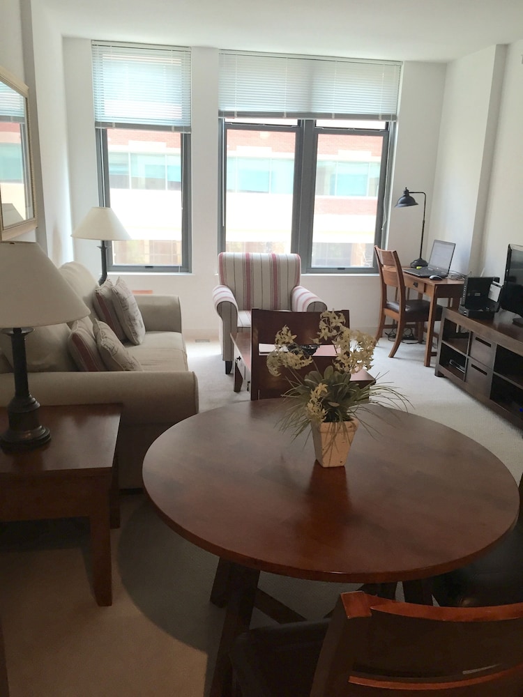 Tellus by Executive Apartments