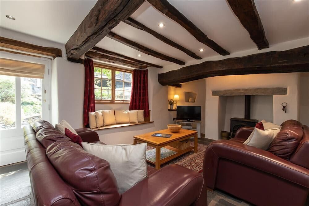 Lowfold Cottage