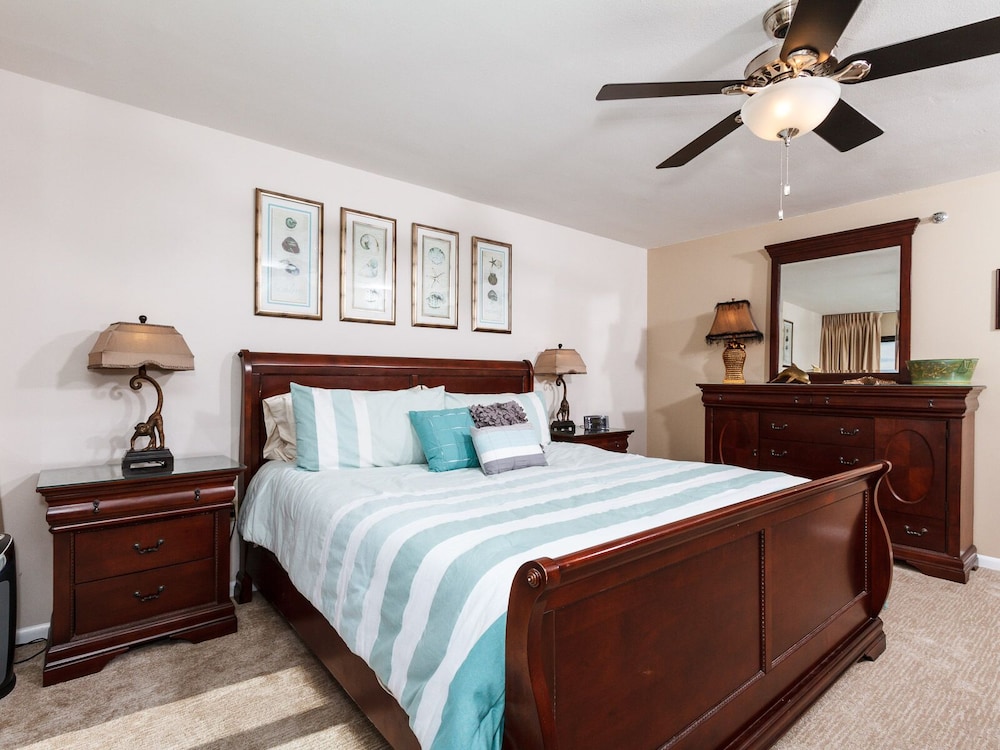 Surf Dweller 205 - Seaspray Getaway