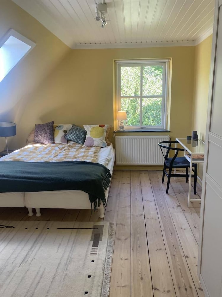 3-bed House Less Than an Hour From Copenhagen view 5