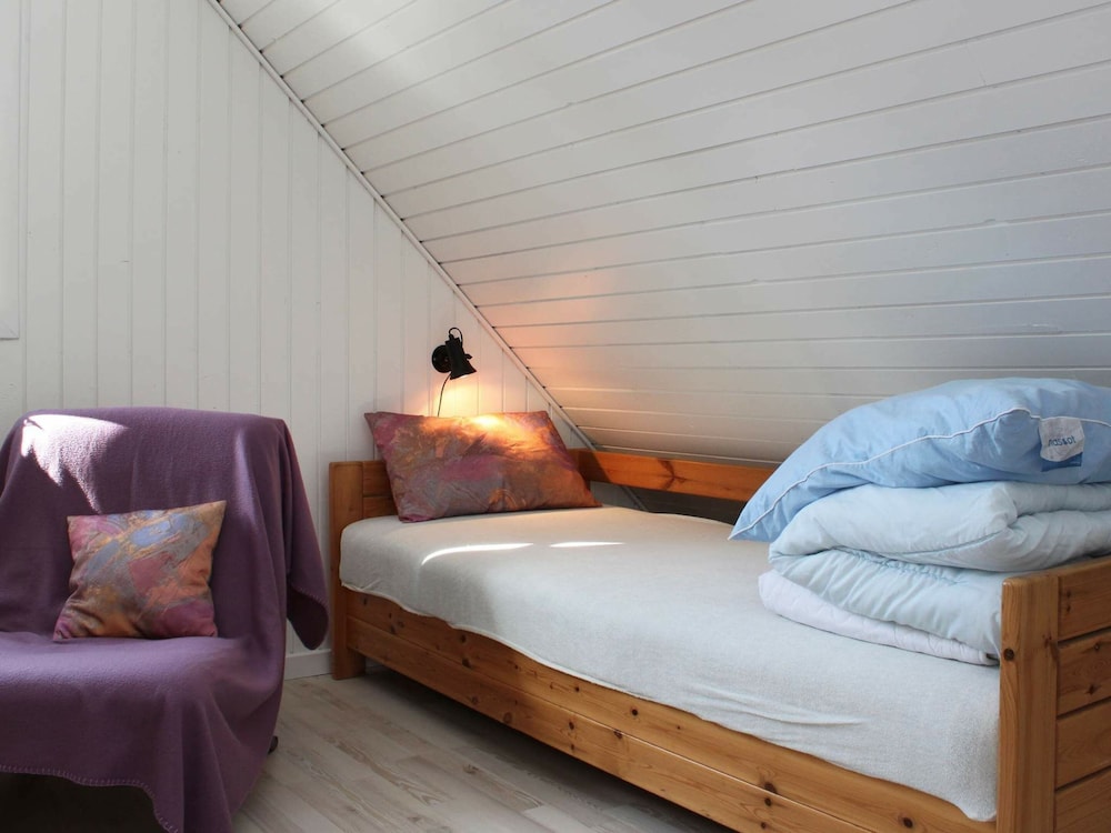 6 Person Holiday Home in Blavand
