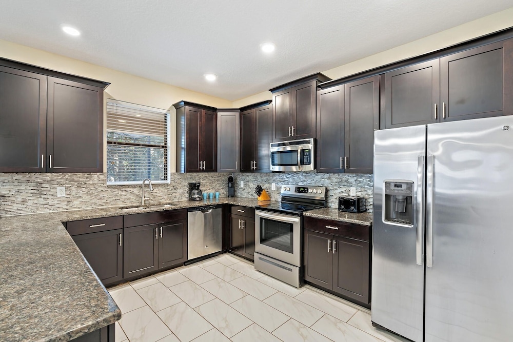 Championsgate Resort 6 Bedroom Private Pool Home with Game Room 6 Home