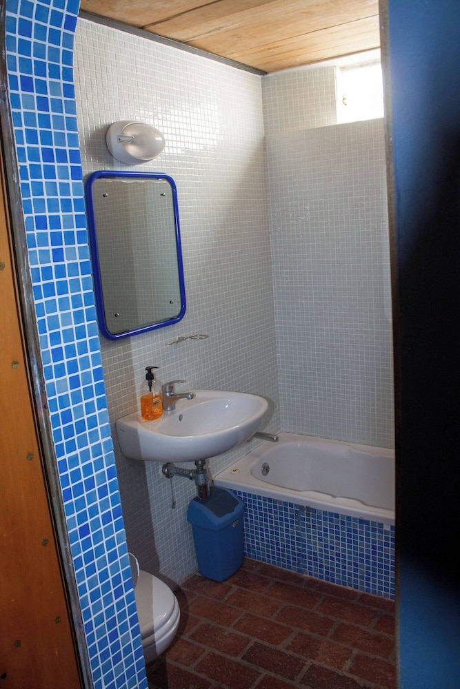 Paradys Oceanfront Submarine-style Holiday Home in Langebaan