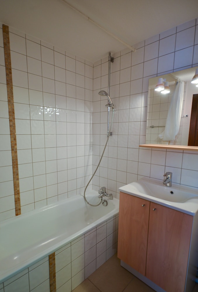 Photo 51