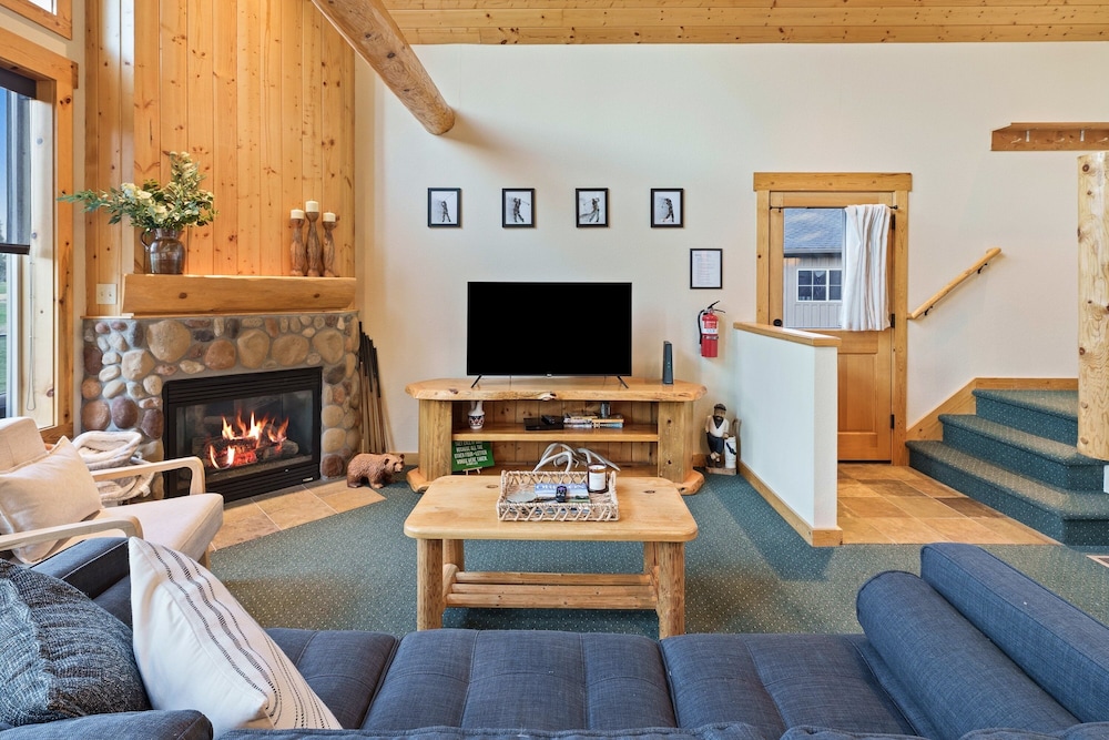 Red Wing Nest 3 Bedroom Home