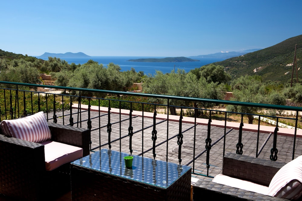 Villas Armeno