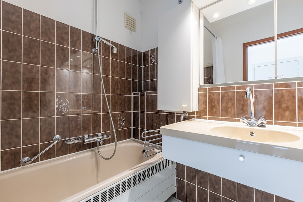 Flat With Frontal sea Views and Parking