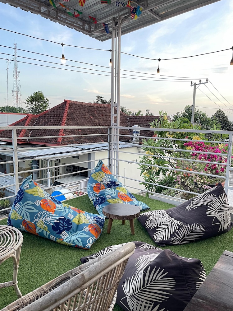 ROOM Ijen Hostel