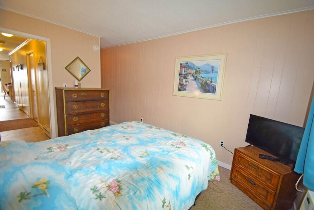 Dune Mist I 102 3 Bedroom Condo by RedAwning view 3