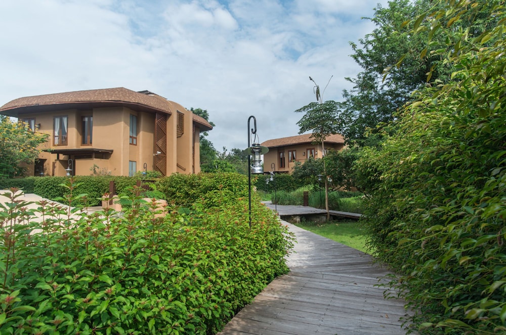 Montis Resort