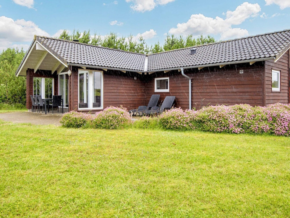 6 Person Holiday Home in Ansager-by Traum