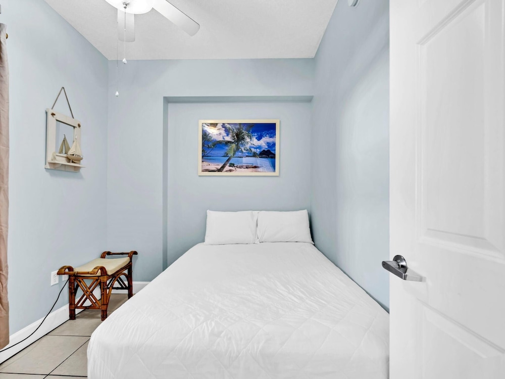 Sunrise Beach #1707