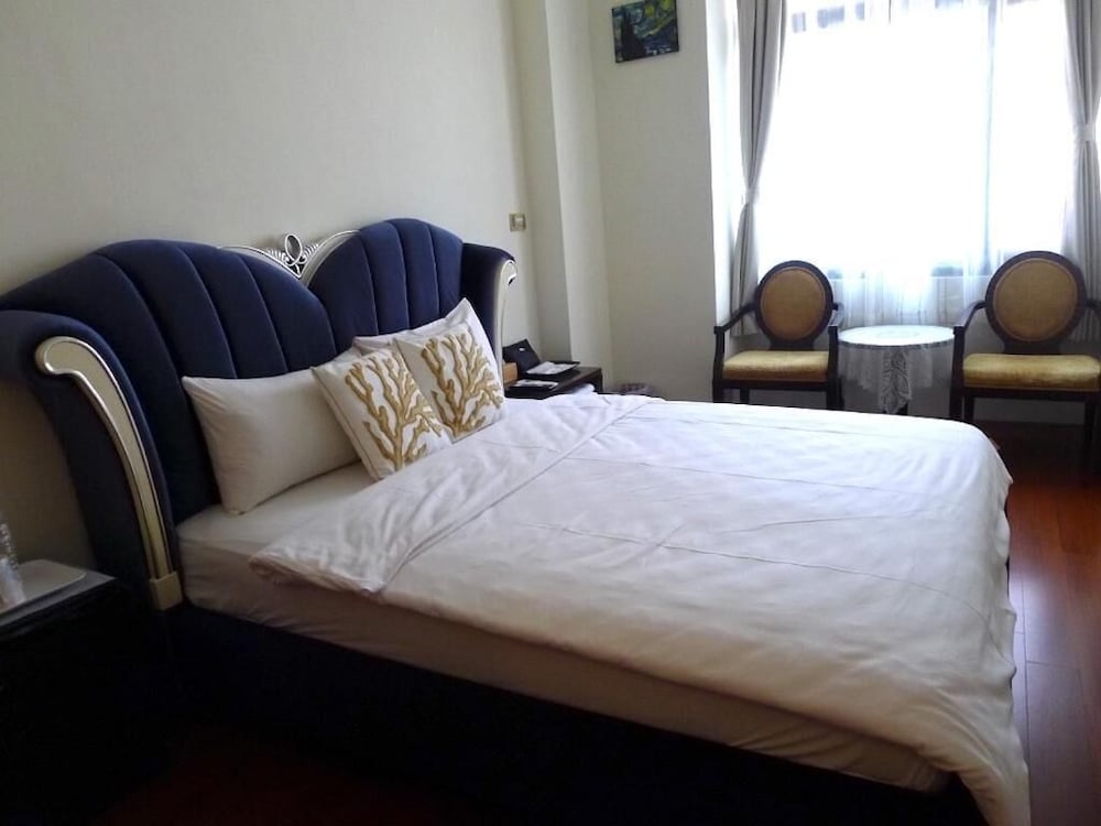 Amicasa Guesthouse