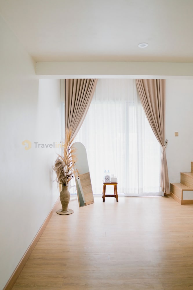 Haura By Travelink