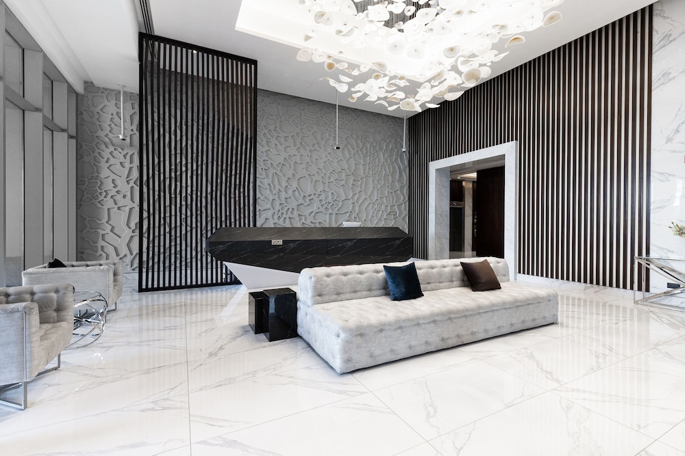 GLOBALSTAY. J One Tower Apartments