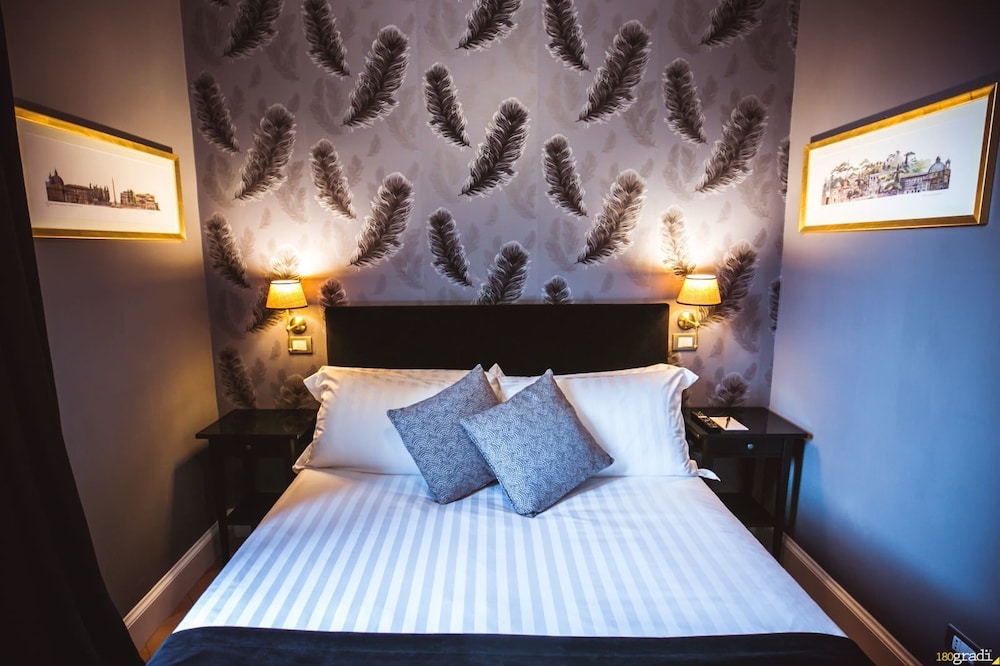 Parrasio Hotel