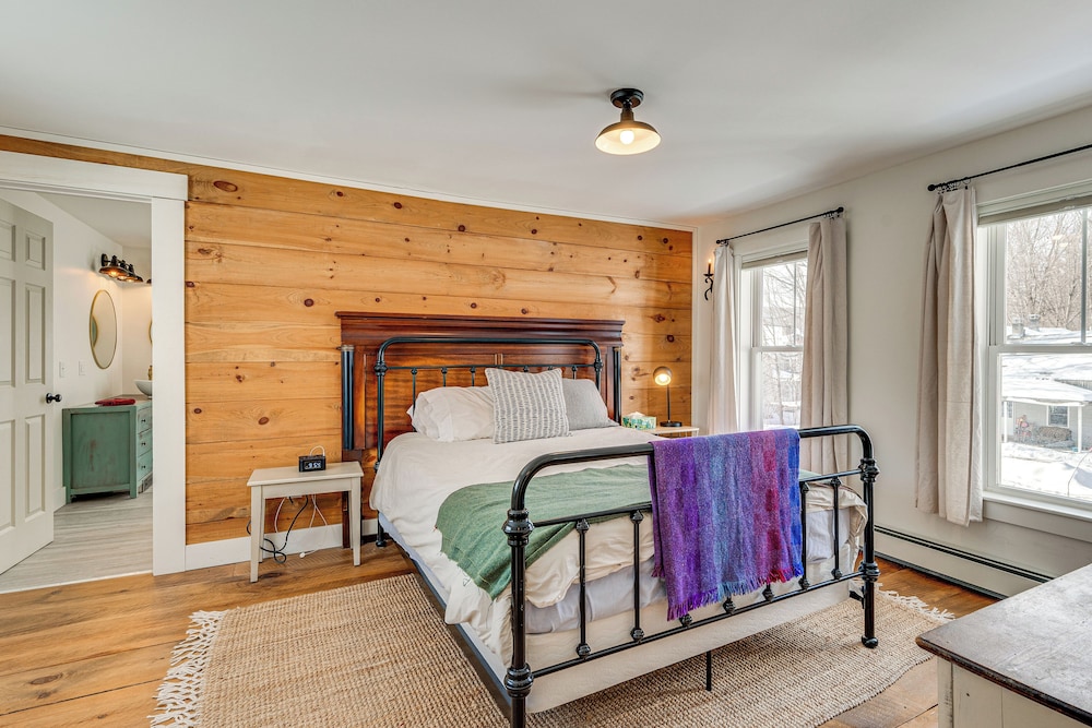 Walkable North Woodstock Home on Main Street!