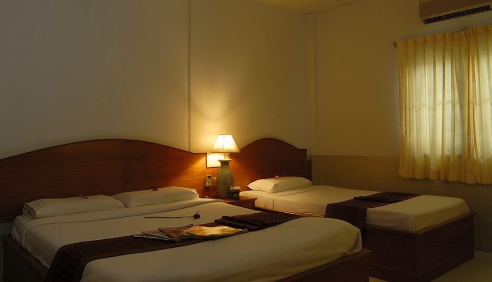 Thong Takian Resort