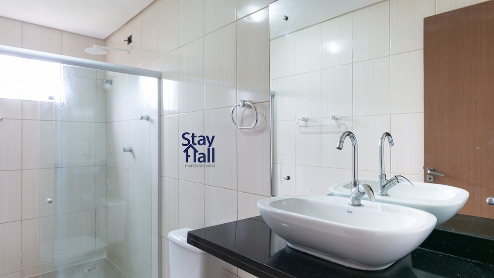 Casa em Porto-Piscina Privativa-SH068