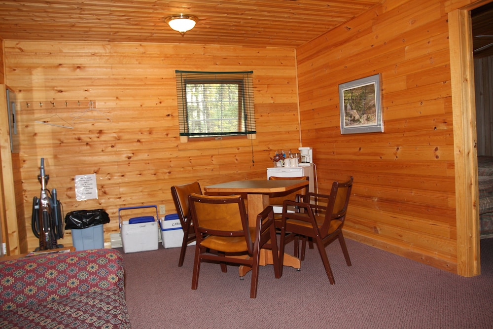 Minor Bay Lodge & Outposts