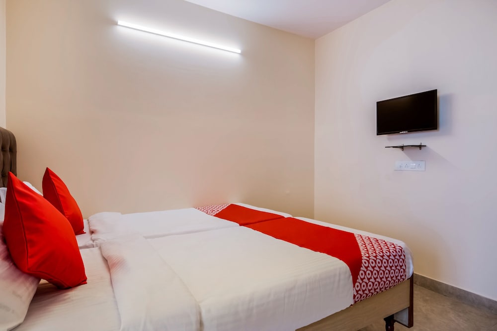 OYO 37146 G P Residency view 5