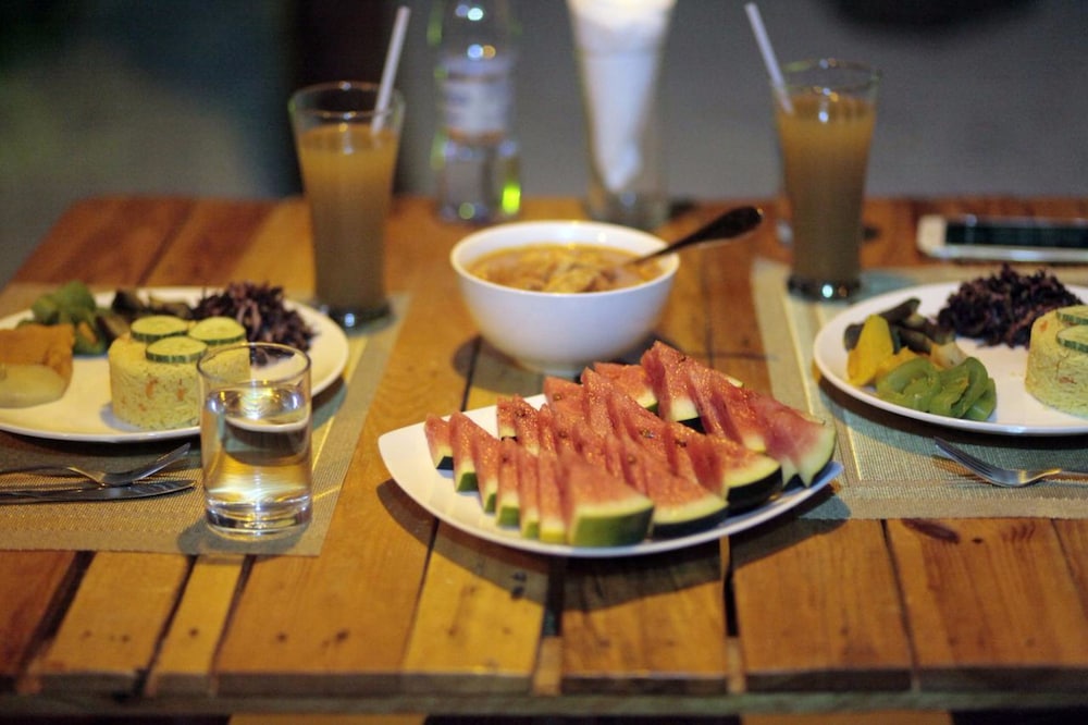 Veli Thoddoo Inn