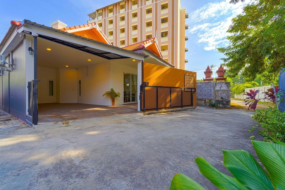 3 Bedroom Villa in Good Location CH88