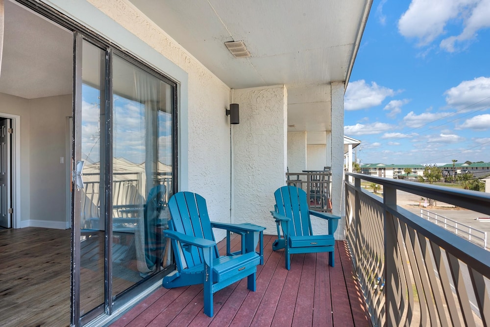 Costa Vista Townhouse #9