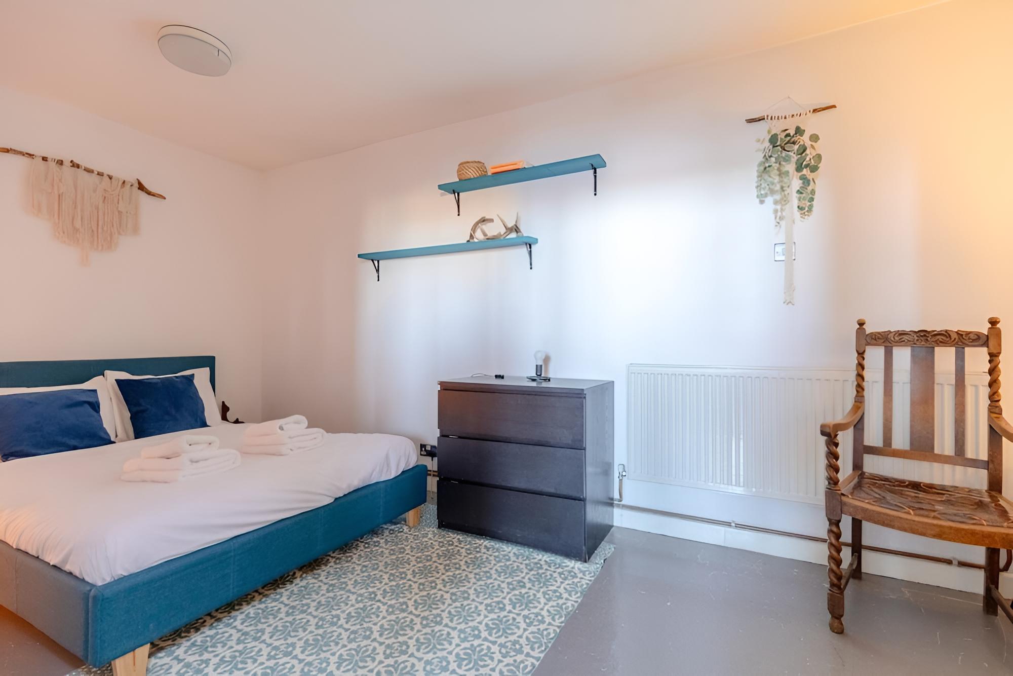 Trendy & Artistic Loft Hideaway, Hackney Wick!