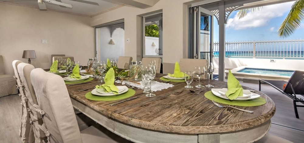 Villa Westshore