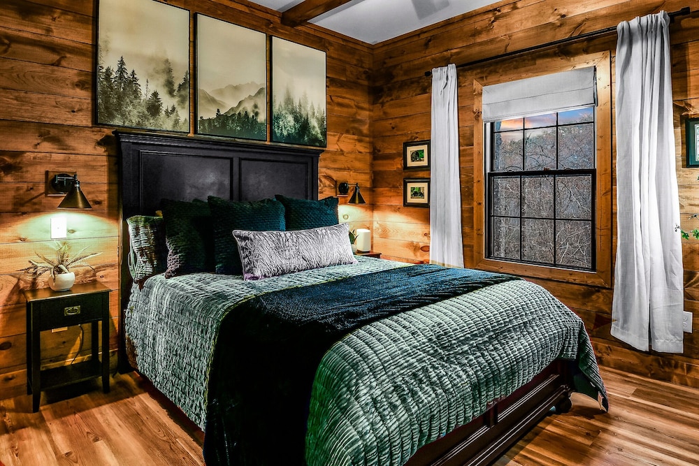 Pearl's Mountain Retreat 3 Bedroom Cabin