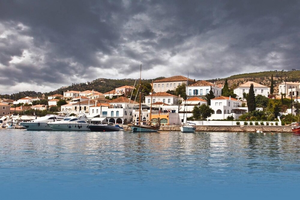 Thalassa Return To Timeless Spetses - Property Image 8