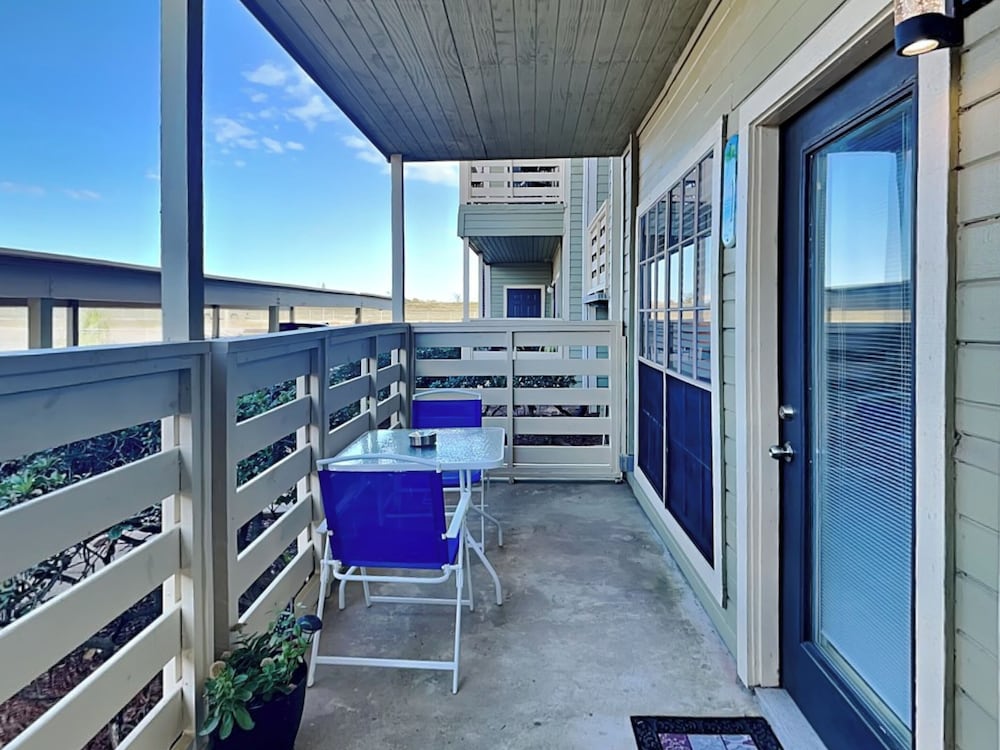 Harbor East Condominiums 414D by Ryson Vacation Rentals