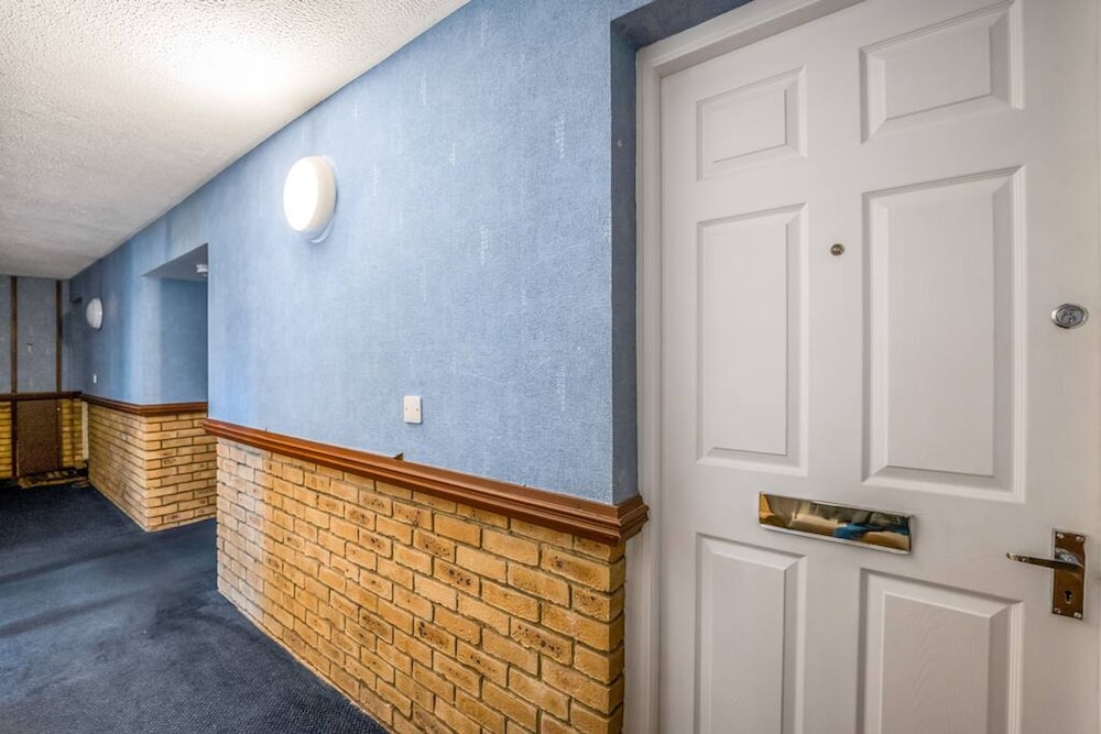 Luxury 2bed 2bath-ground Floor-free Parking