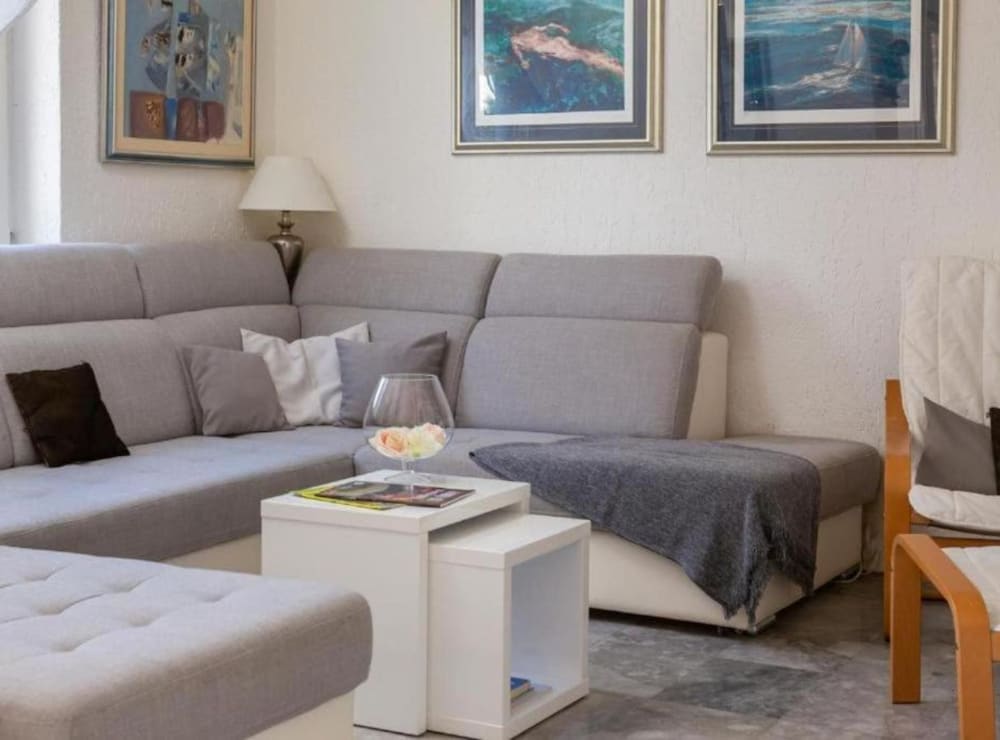 Modern Villa With Pool Nancy