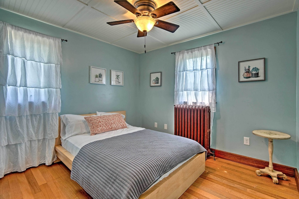 Common Fence Point Cottage w/ Ocean Views! view 2