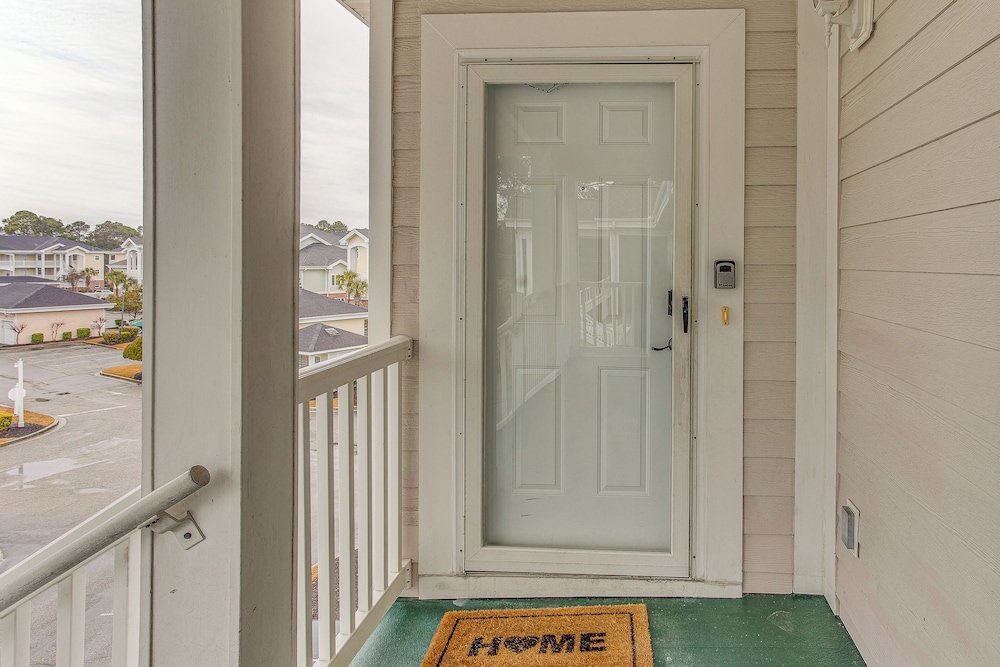 2 Mi to Ocean: Myrtle Beach Condo w/ Balcony
