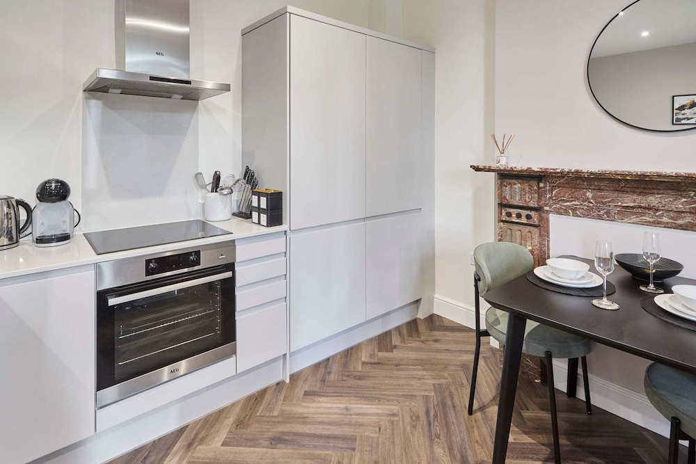 Host Stay Apartment 2 Upton House