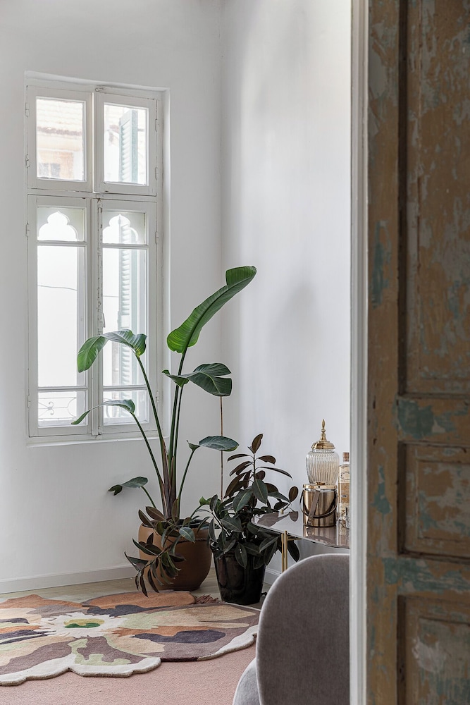 The Gem of Neve Tzedek by Sea N' Rent