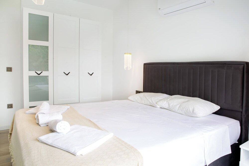 İmportantTravel BD4108 2Bedroomed Villa