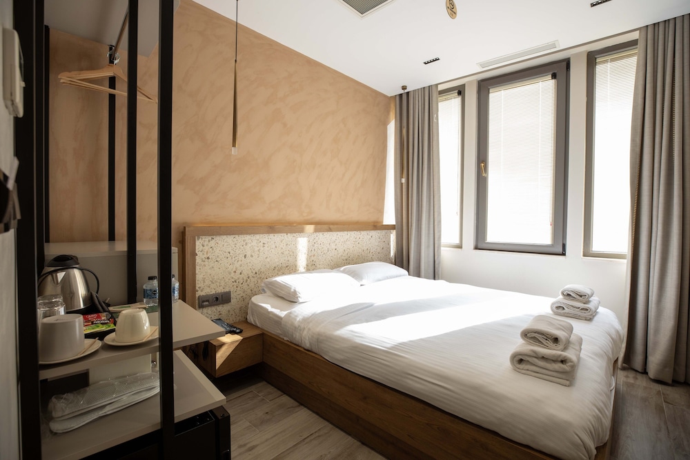 21 Rooms Hotel - Image 30