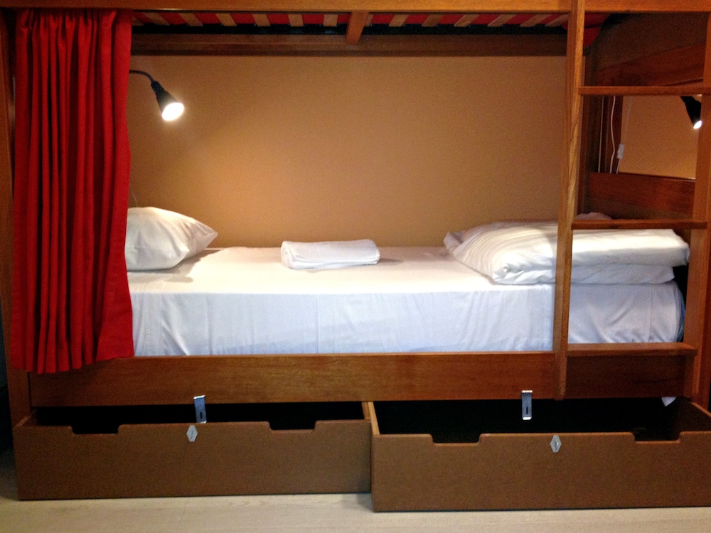 Ey Lisbon Hostel