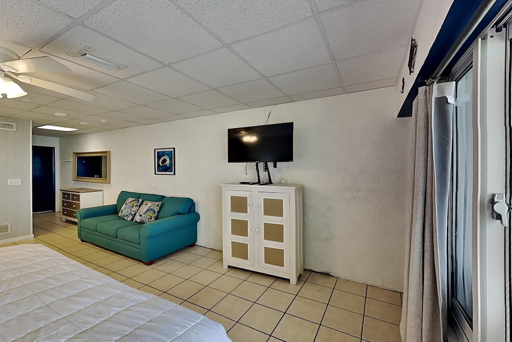 Continental Condominiums II by Resort Collection