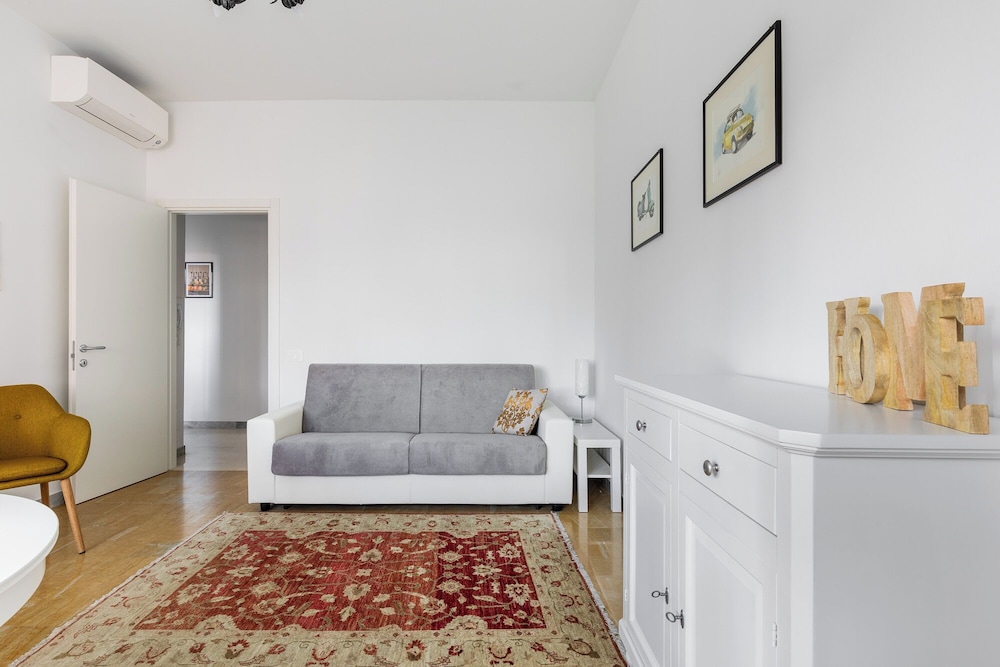 A Casa di Giorgia II by Wonderful Italy